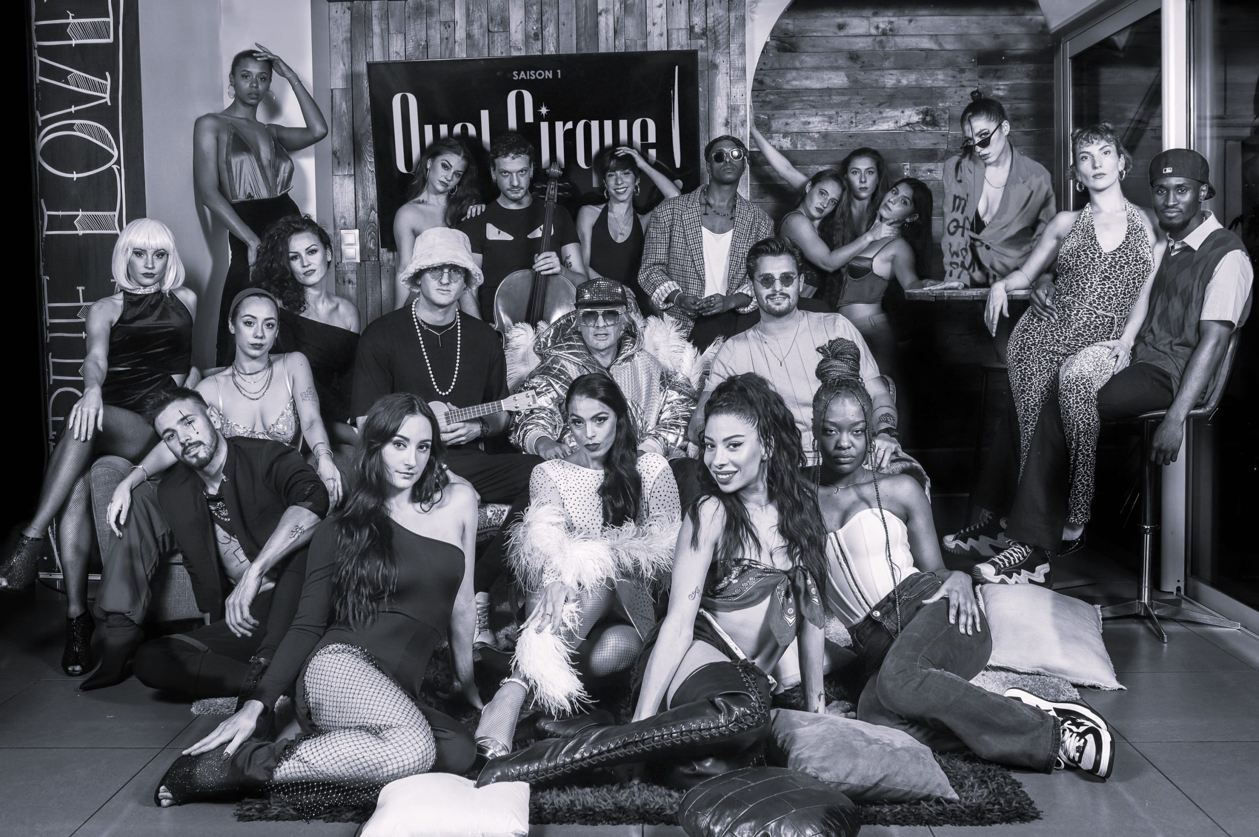Photo What a B&W Circus!